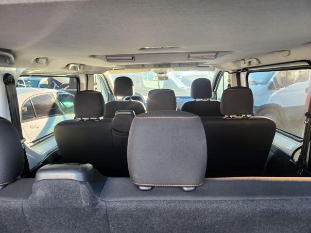 RENAULT Trafic usata, con Alzacristalli elettrici