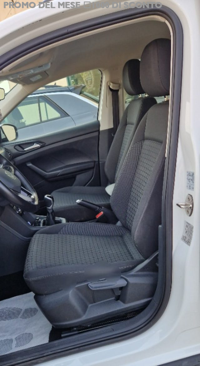 VOLKSWAGEN T-Cross usata, con Autoradio