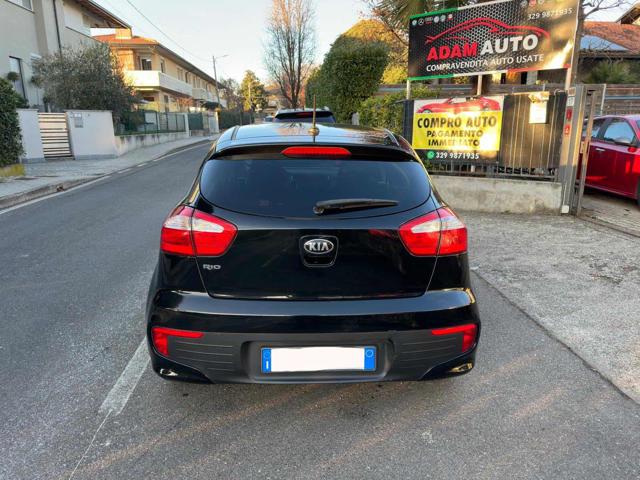 KIA Rio usata, con Airbag Passeggero