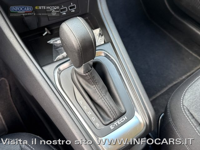 RENAULT Captur usata, con Volante in pelle