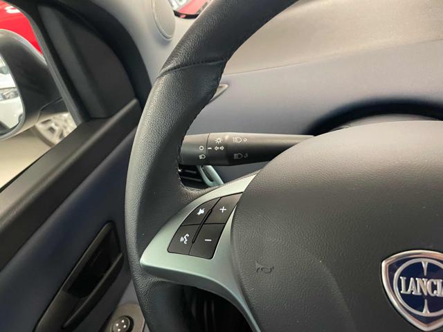 LANCIA Ypsilon usata, con Touch screen