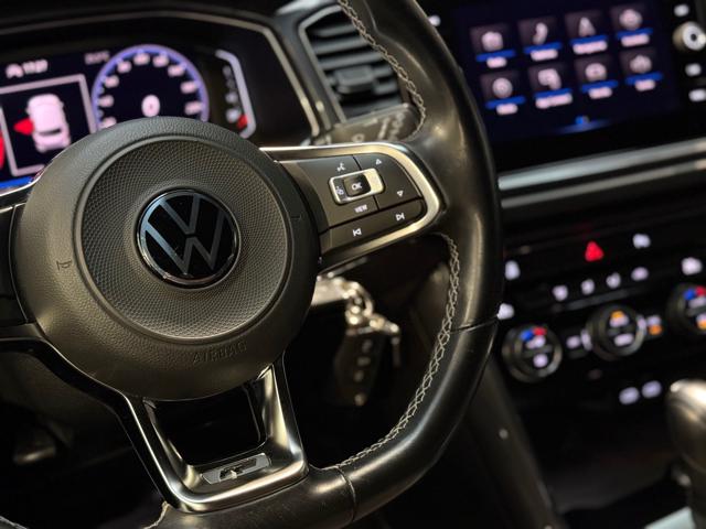 VOLKSWAGEN T-Roc usata, con USB