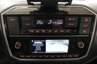 VOLKSWAGEN up! usata, con Servosterzo