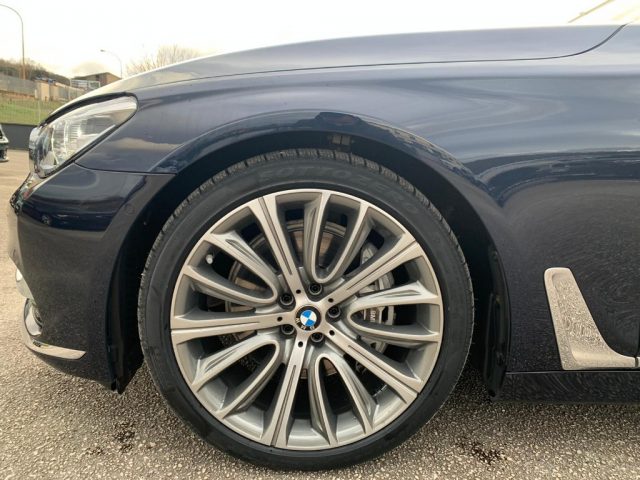 BMW 730 usata, con Autoradio