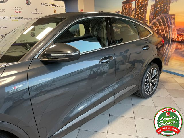 AUDI Q5 usata, con Volante in pelle