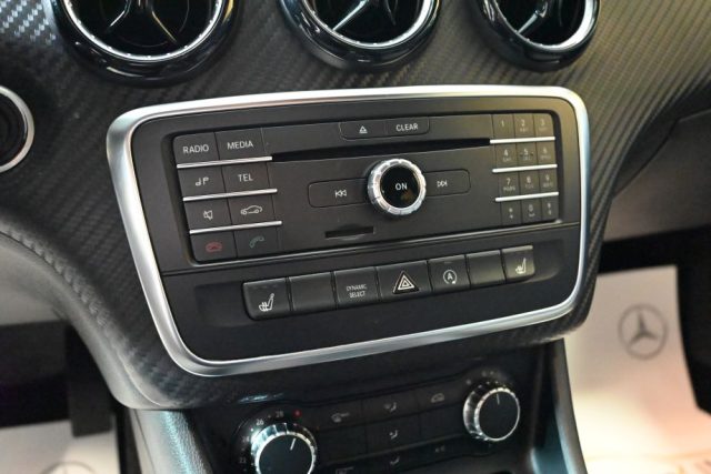 MERCEDES-BENZ GLA 180 usata 52