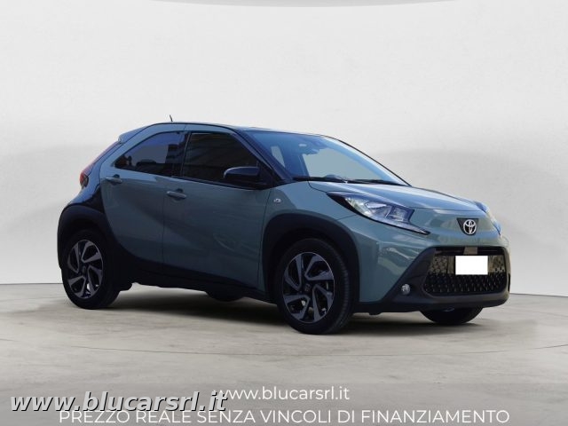 TOYOTA Aygo X usata 1