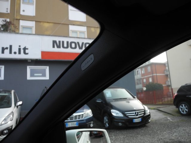 MERCEDES-BENZ B 180 usata, con Chiusura centralizzata telecomandata