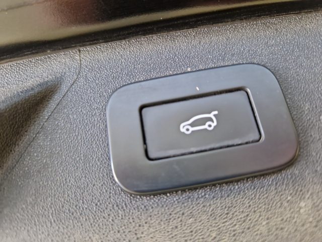 LAND ROVER Discovery Sport usata, con Park Distance Control