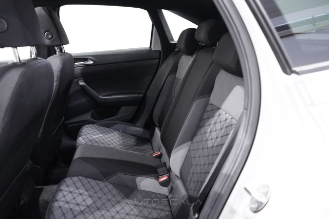 VOLKSWAGEN Taigo usata, con Tetto panorama