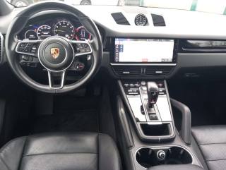PORSCHE Cayenne usata, con Autoradio