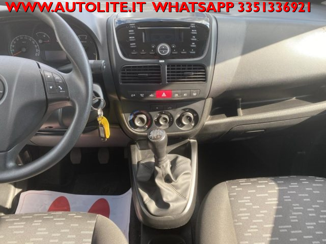 OPEL Combo usata, con Volante multifunzione