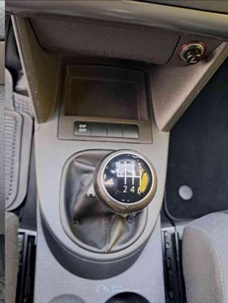 VOLKSWAGEN Touran usata 19