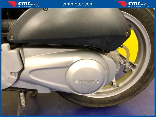 HONDA SH 150 usata 8