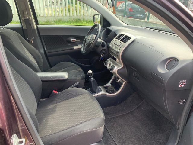 TOYOTA Urban Cruiser usata, con Controllo trazione