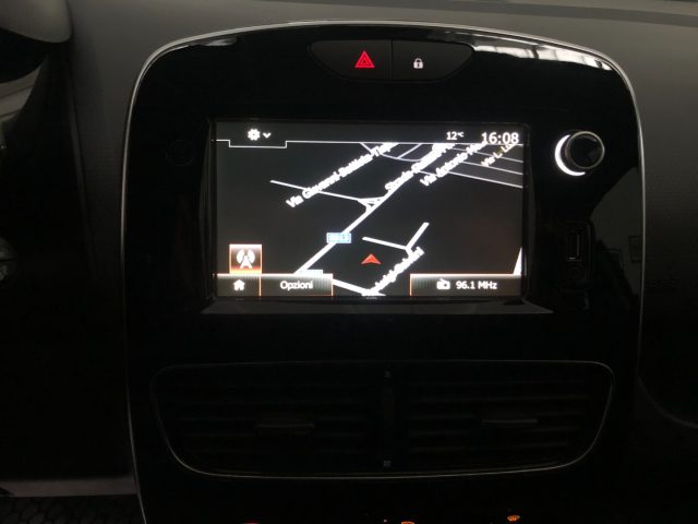 RENAULT Clio usata, con Servosterzo