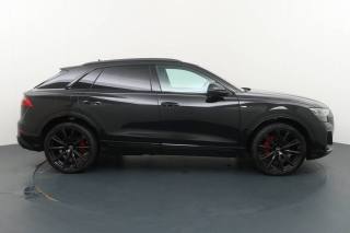 AUDI Q8 usata, con Airbag