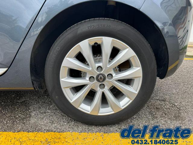 RENAULT Clio usata, con Sistema di navigazione