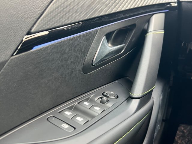 PEUGEOT 208 usata, con Bluetooth