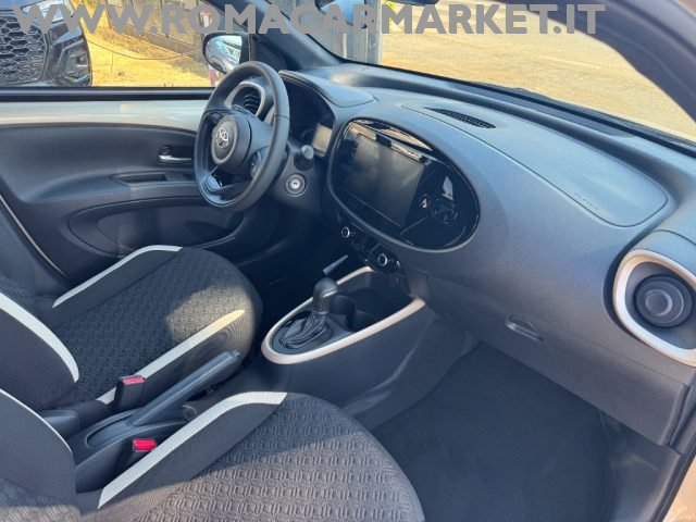 TOYOTA Aygo X usata, con Specchietti laterali elettrici