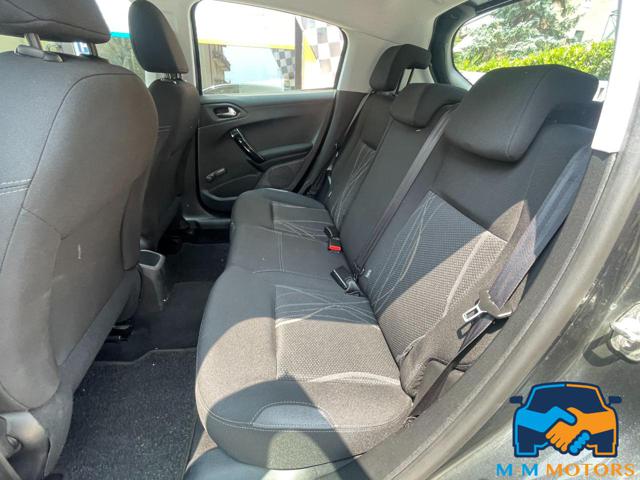 PEUGEOT 208 usata, con Fendinebbia