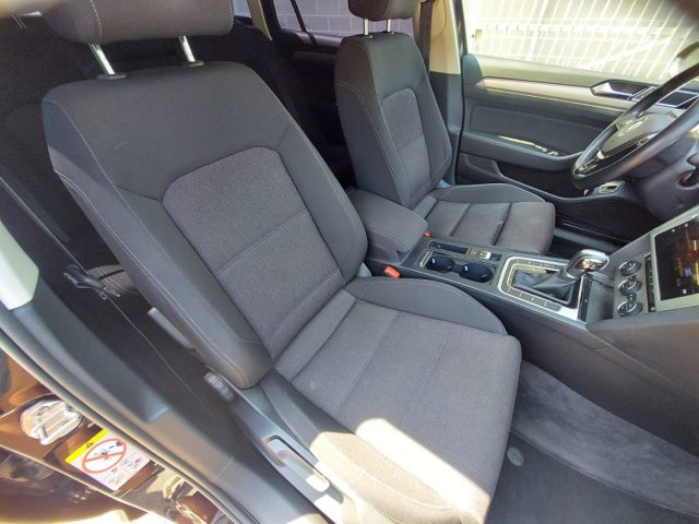 VOLKSWAGEN Passat Variant usata, con Cruise Control