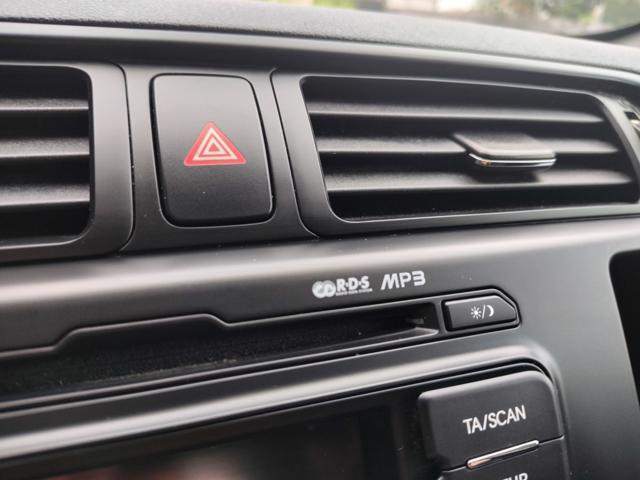 KIA Rio usata 24