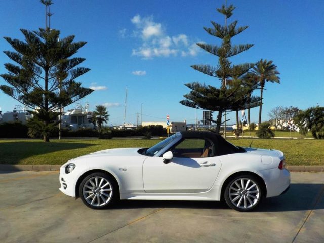 FIAT 124 Spider usata, con Autoradio