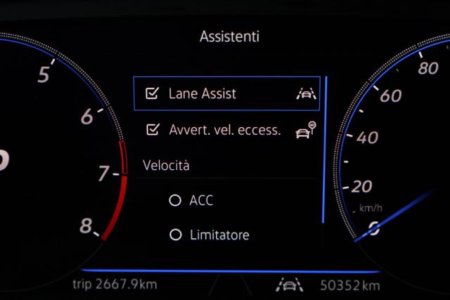 VOLKSWAGEN Taigo usata 67