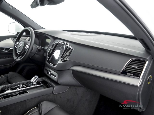 VOLVO XC90 usata 11