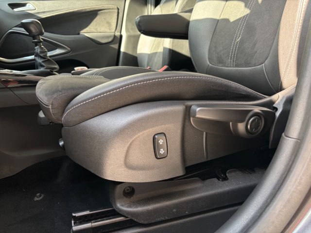 OPEL Crossland usata, con Luci diurne LED