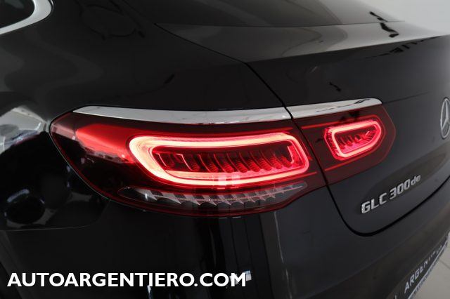 MERCEDES-BENZ GLC 300 usata, con Fari LED