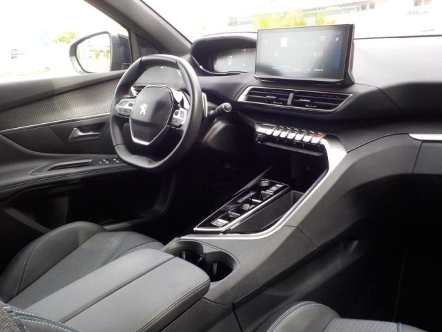 PEUGEOT 3008 usata, con Volante in pelle