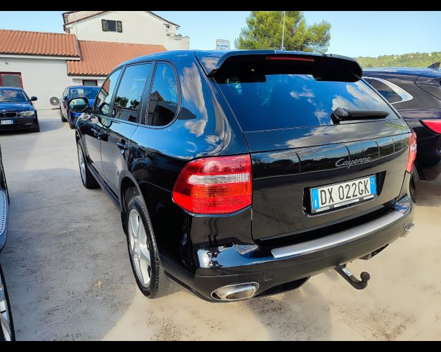 PORSCHE Cayenne usata, con Autoradio