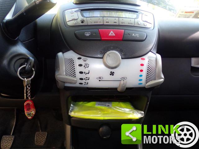 TOYOTA Aygo usata, con Sedile passeggero ribaltabile