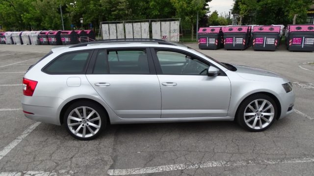 SKODA Octavia usata, con Controllo automatico clima