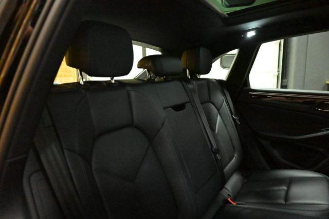 PORSCHE Macan usata 157