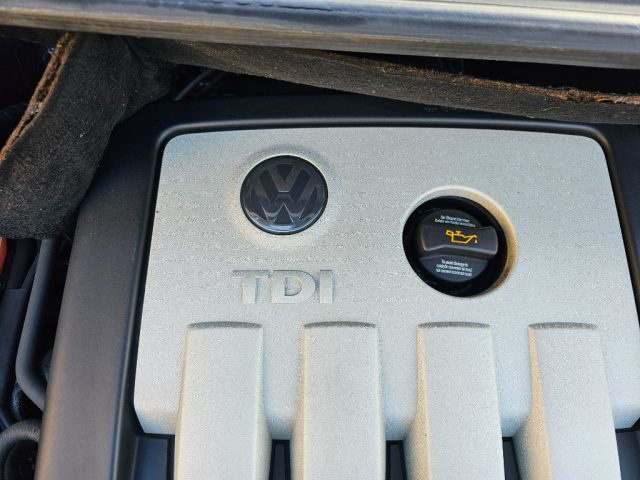 VOLKSWAGEN Touran usata 72