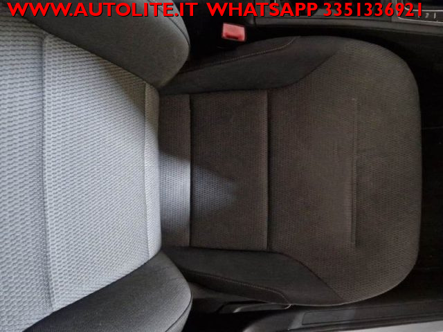 VOLKSWAGEN Golf usata, con ESP