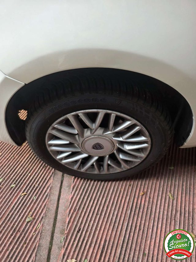 LANCIA Ypsilon usata, con Cruise Control