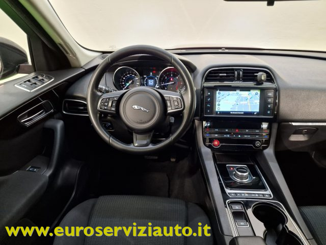 JAGUAR F-Pace usata, con Fendinebbia