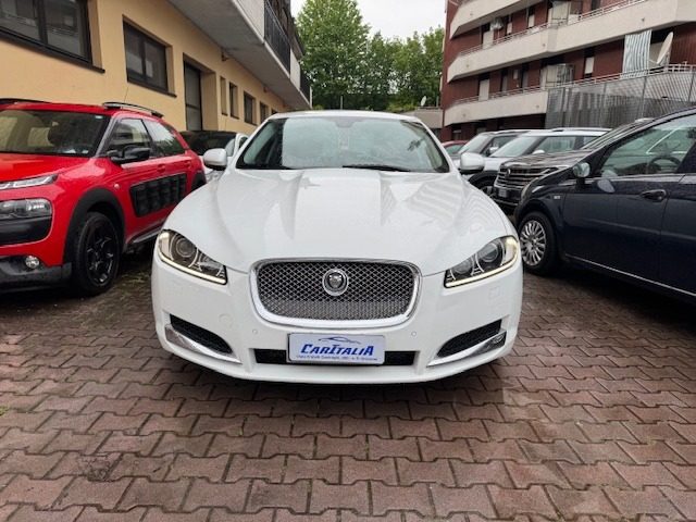 JAGUAR XF usata, con Airbag