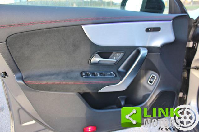 MERCEDES-BENZ CLA 180 usata, con Vetri oscurati