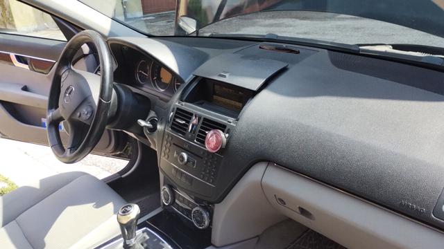 MERCEDES-BENZ C 220 usata 29