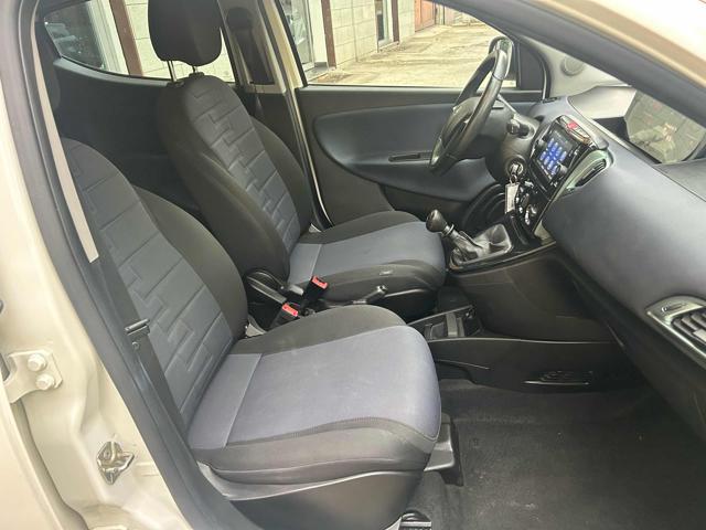 LANCIA Ypsilon usata, con Controllo trazione