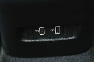 MG HS usata, con USB