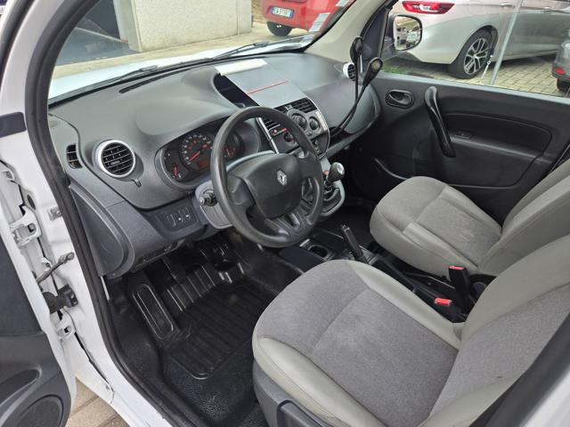 RENAULT Kangoo usata 21