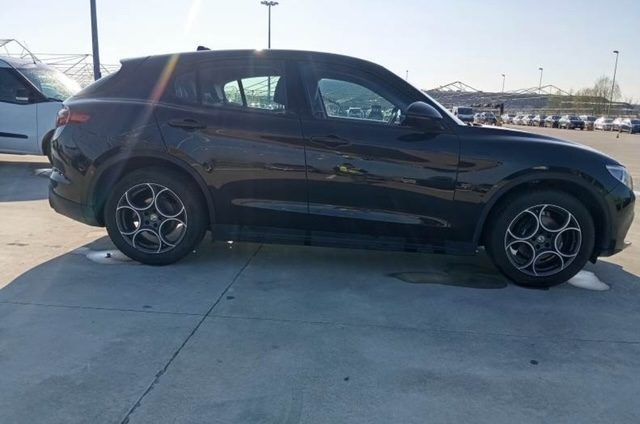 ALFA ROMEO Stelvio usata, con Chiusura centralizzata