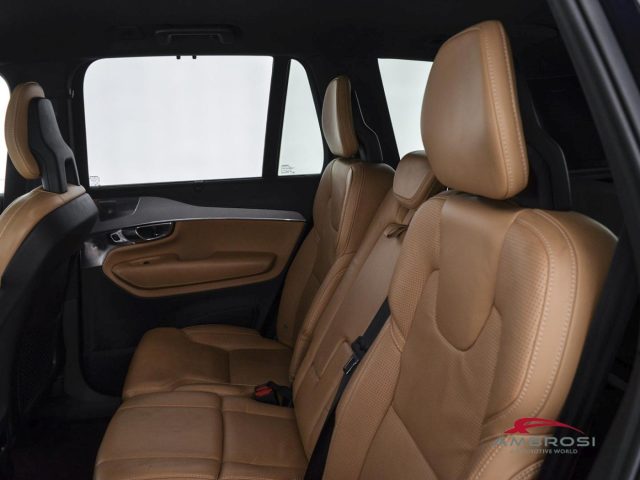 VOLVO XC90 usata 9