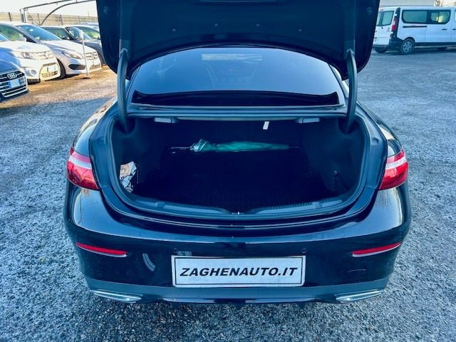 MERCEDES-BENZ E 220 usata, con Luci diurne LED